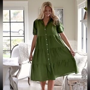 NWT Crown Linen Designs green Button Front Midi Dress 100% Linen cottagecore